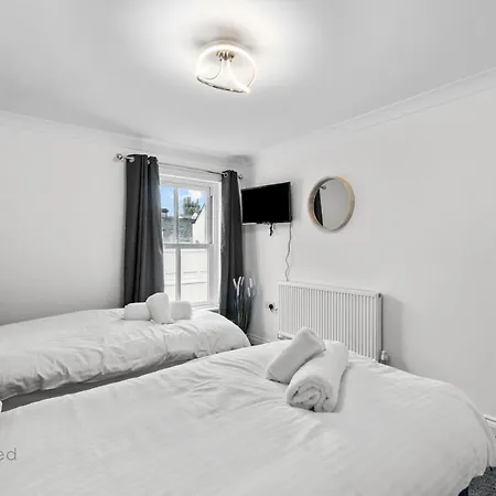 3 Bed- The Barracks Vila Plymouth Exterior foto