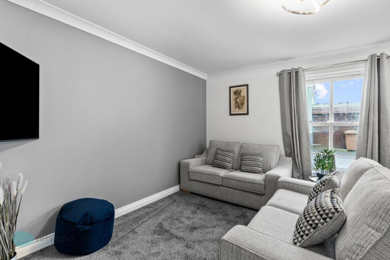 3 Bed- The Barracks